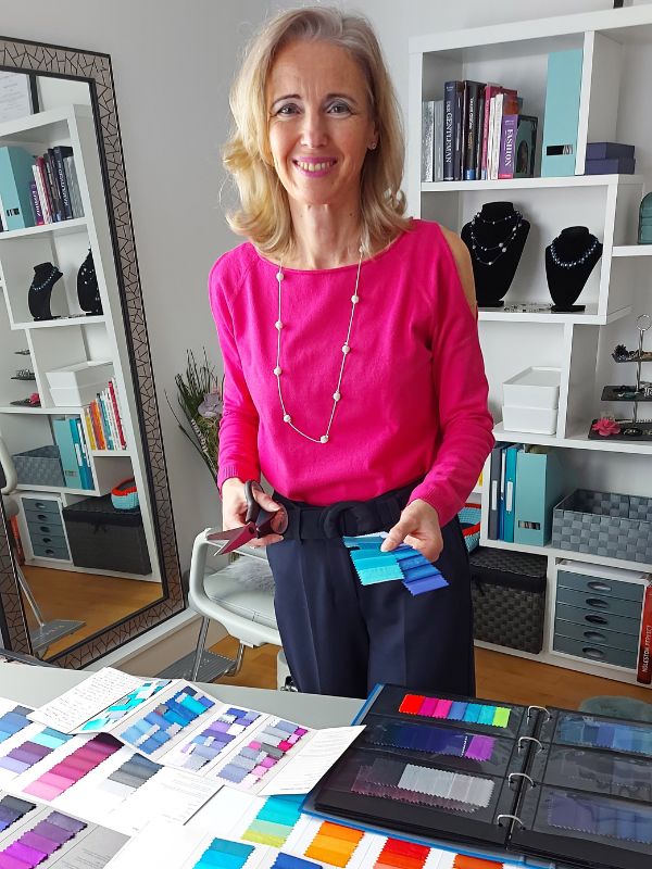 EvaDrosdek_IdentityStyling